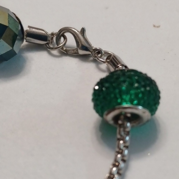 4/$30 Metallic Charm Bracelet - 5 Green & Metallic Charms - Picture 6 of 8